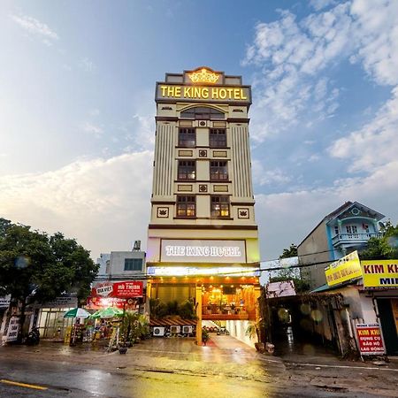 Theking Hotel Huong Gia Esterno foto
