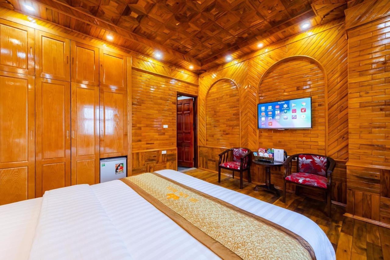 Theking Hotel Huong Gia Esterno foto